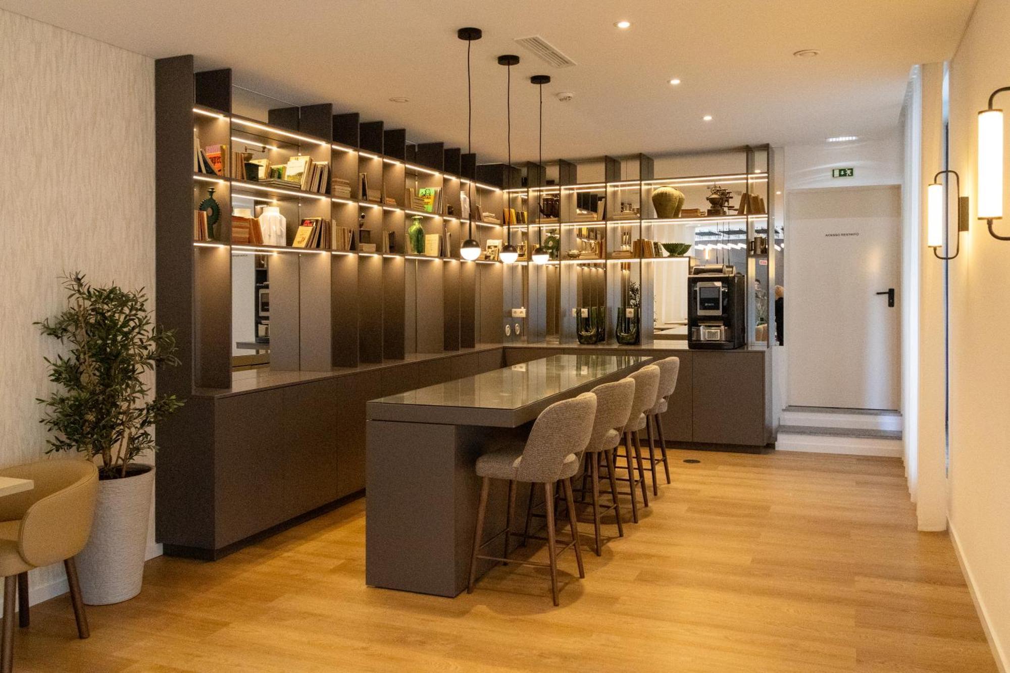 Viseu Executive Hotel Экстерьер фото